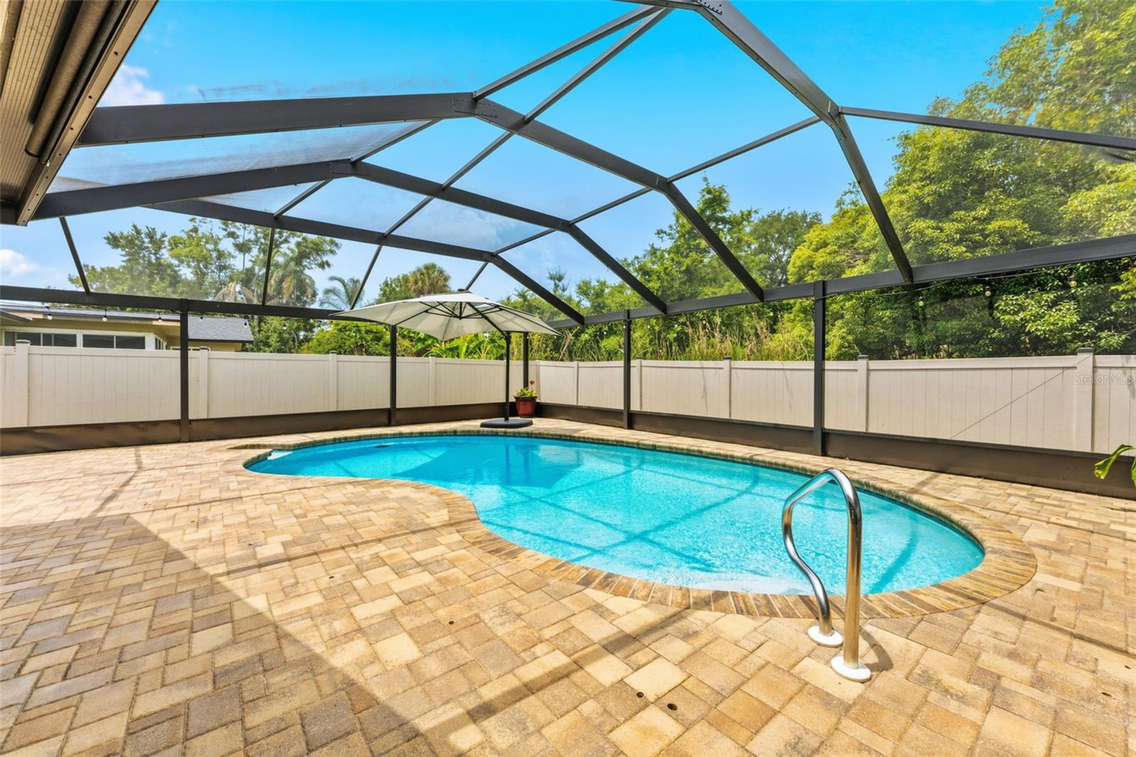 Spacious Pool Deck