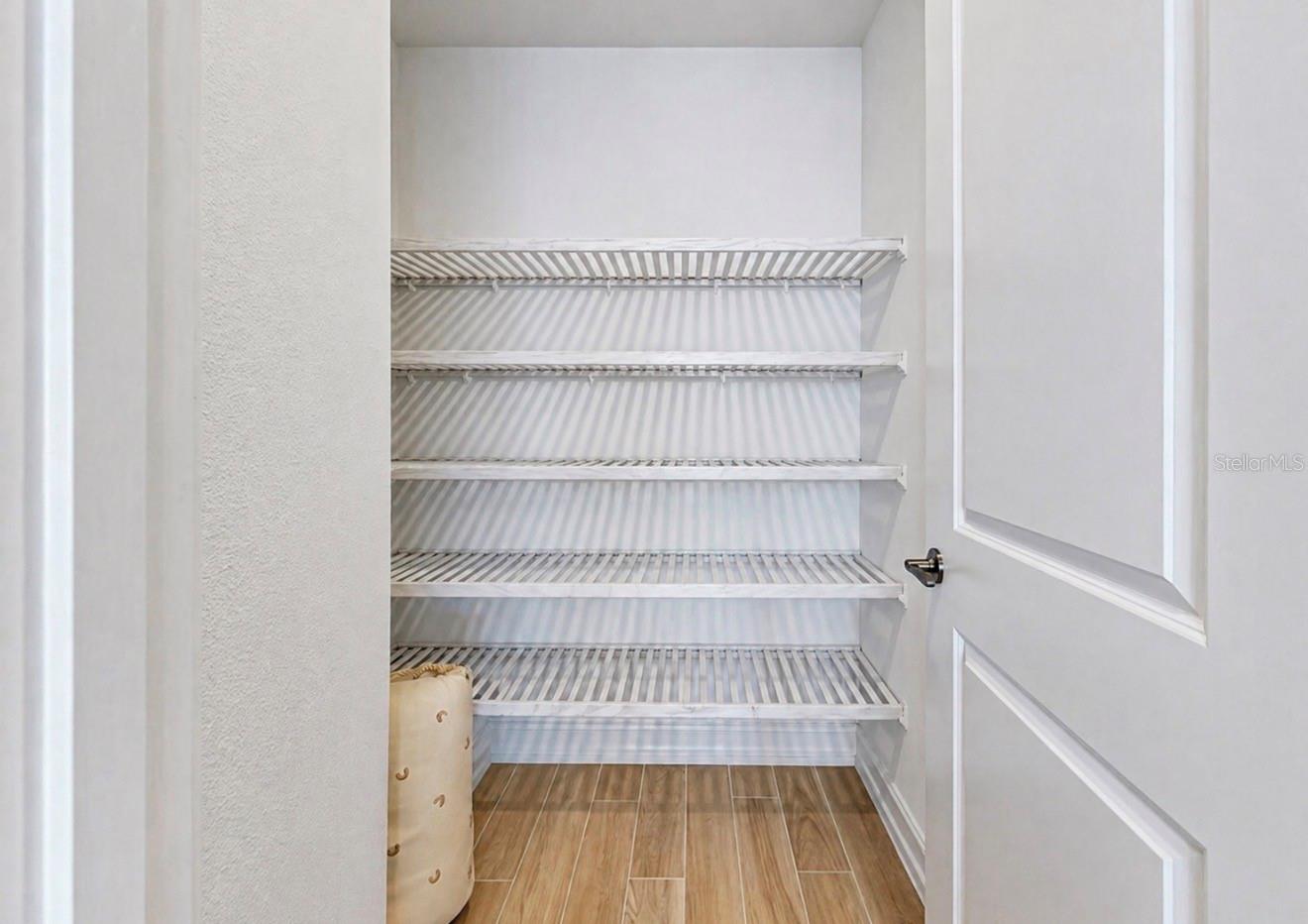 Kitchen pantry