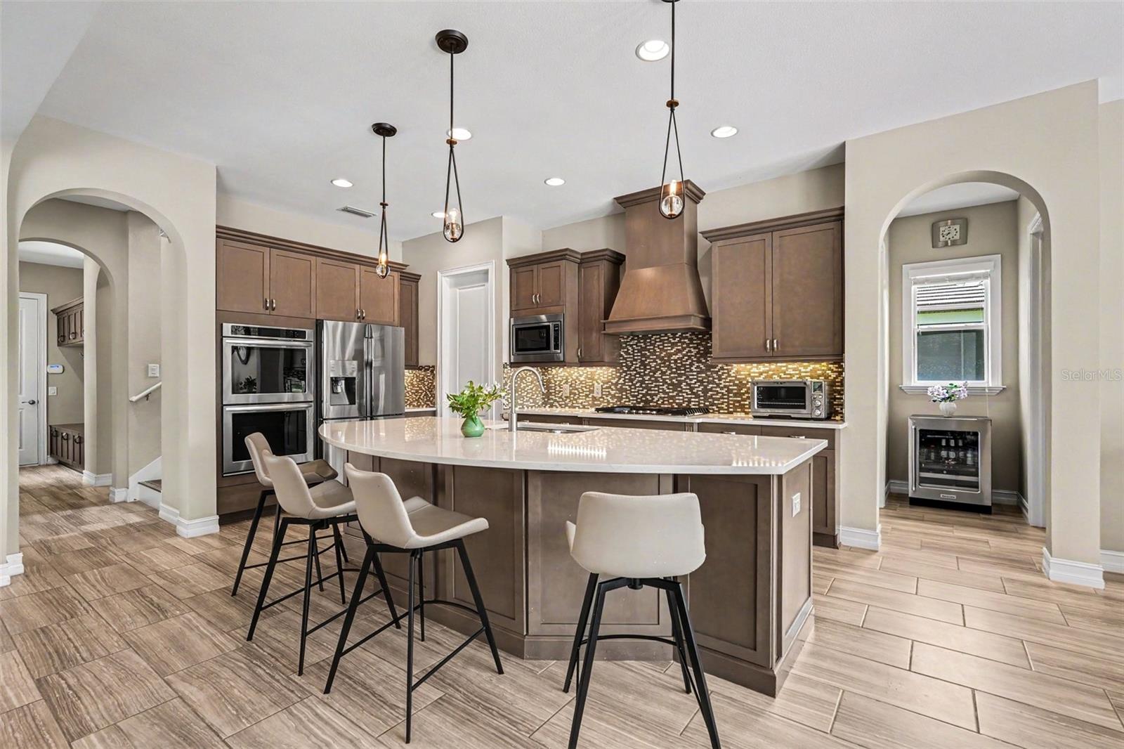 Large Breakfast Bar