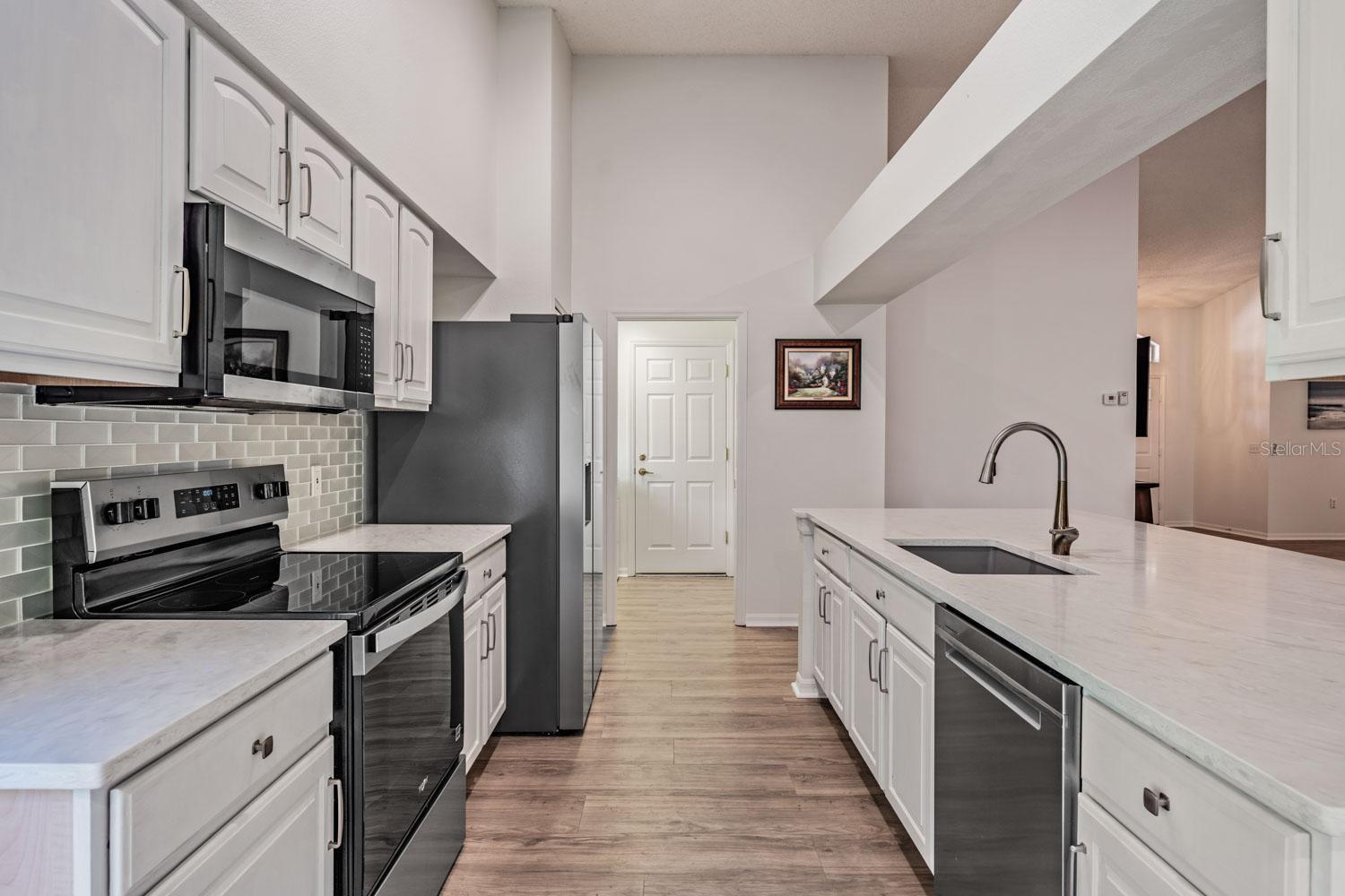 All stainless appliances
