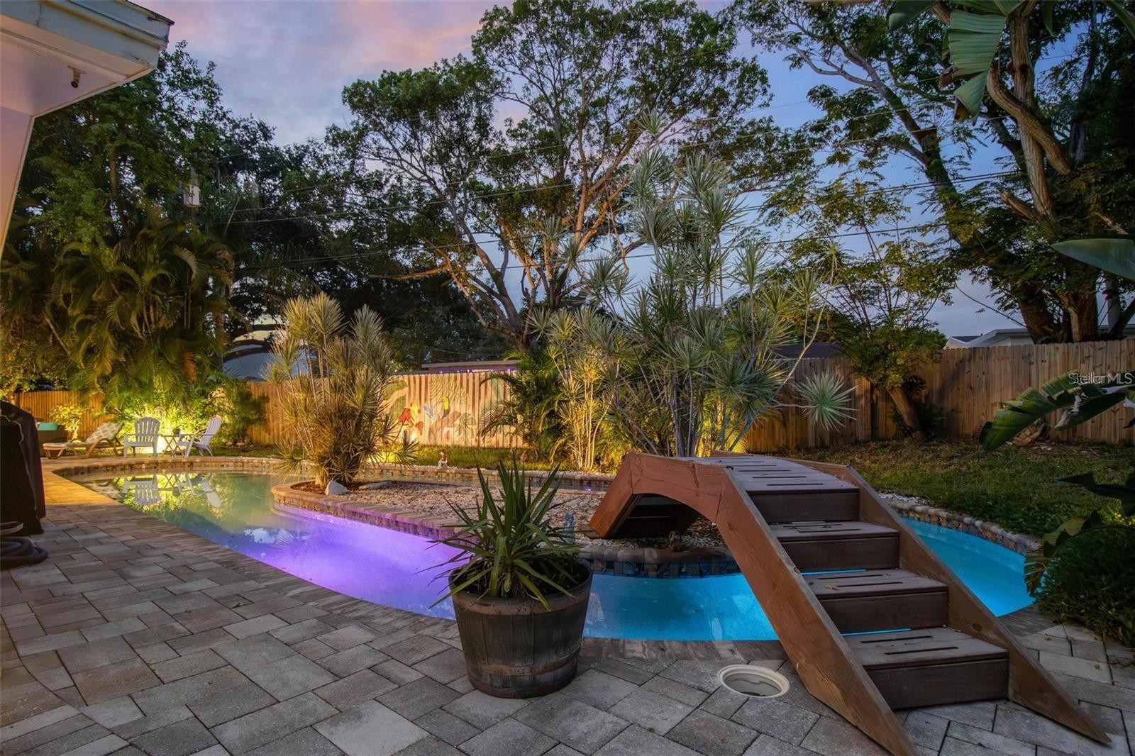 POOL LIGHTS AT NIGHT