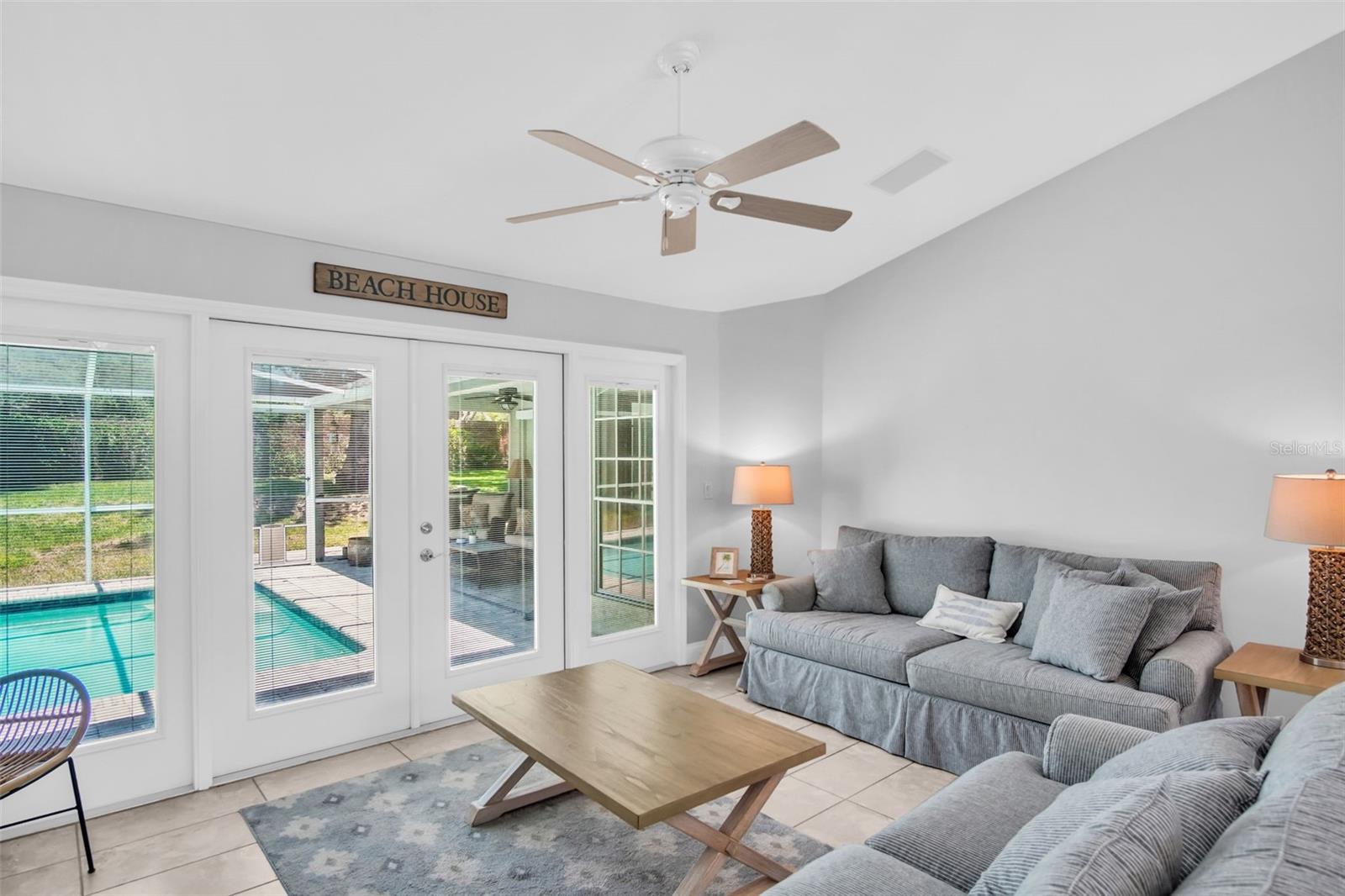 TB8508679
