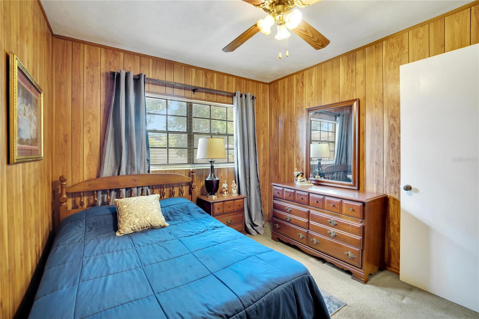 TB8508715