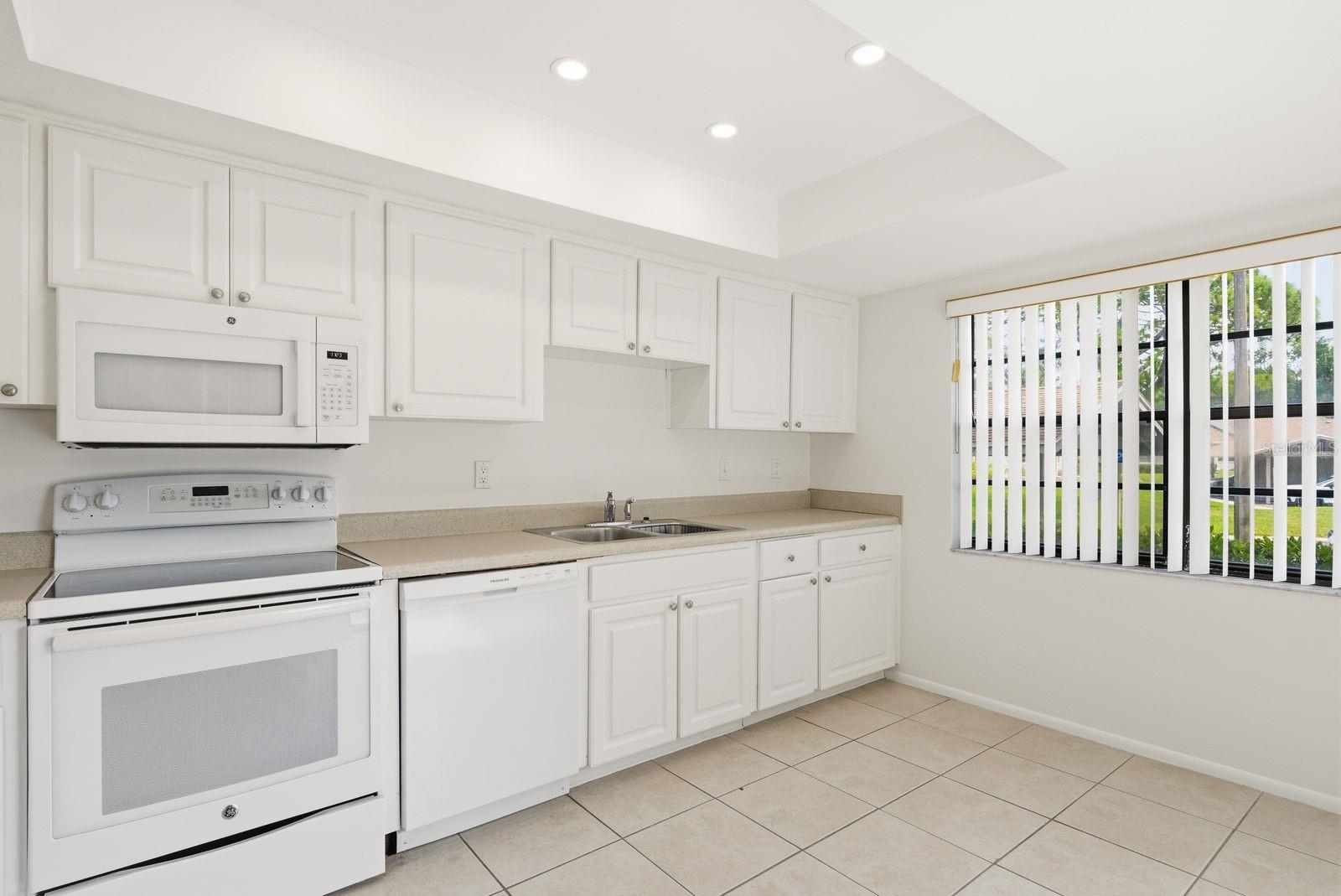 Beautifully bright kitchen
