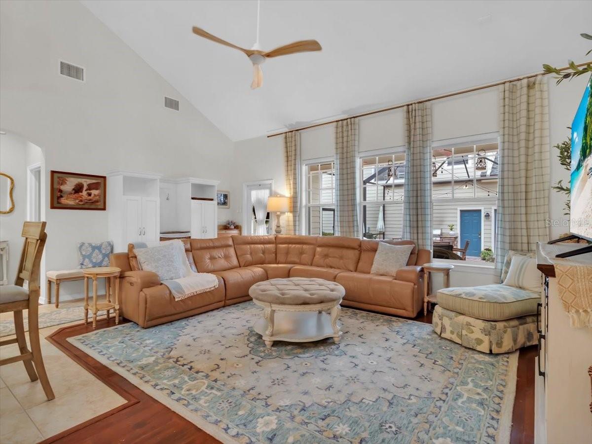 Family Room, Natural light. OPEN Elegant Floorplan! Comfortable relaxing floorplan to host family and friends!