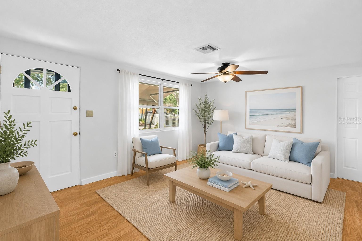 Spacious living room - virtually staged
