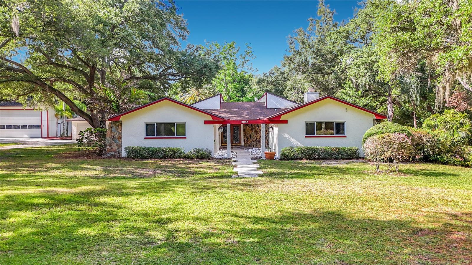 2065 Brady Dr front view
