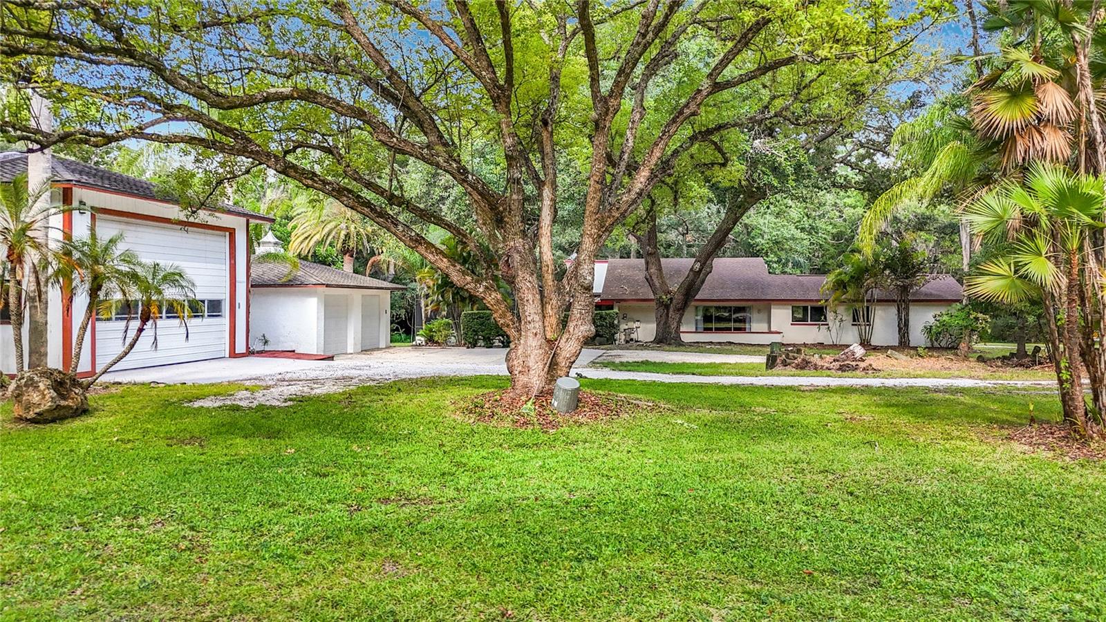 2065 Brady Dr side view