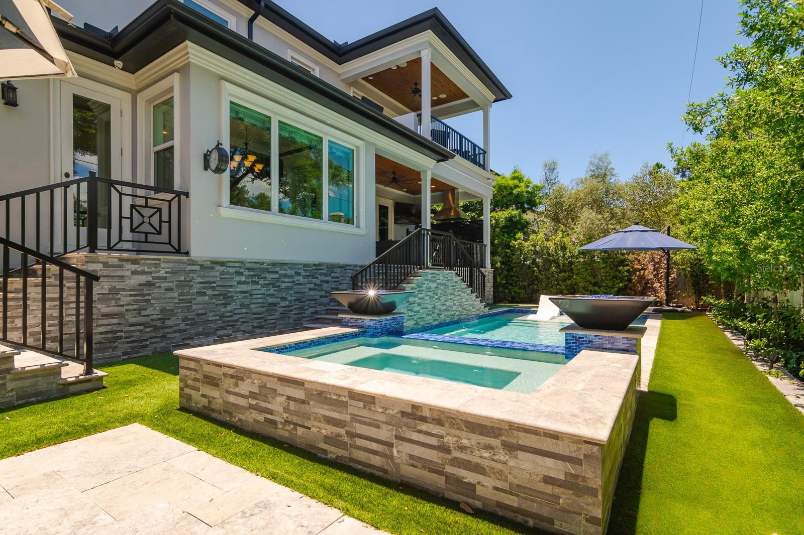 Pool Hot Tub