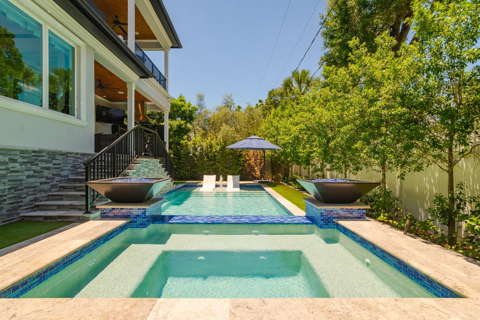 Pool Hot Tub