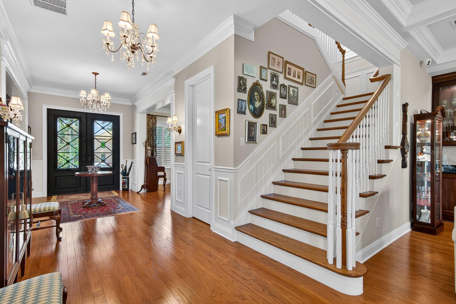 Foyer Staircase
