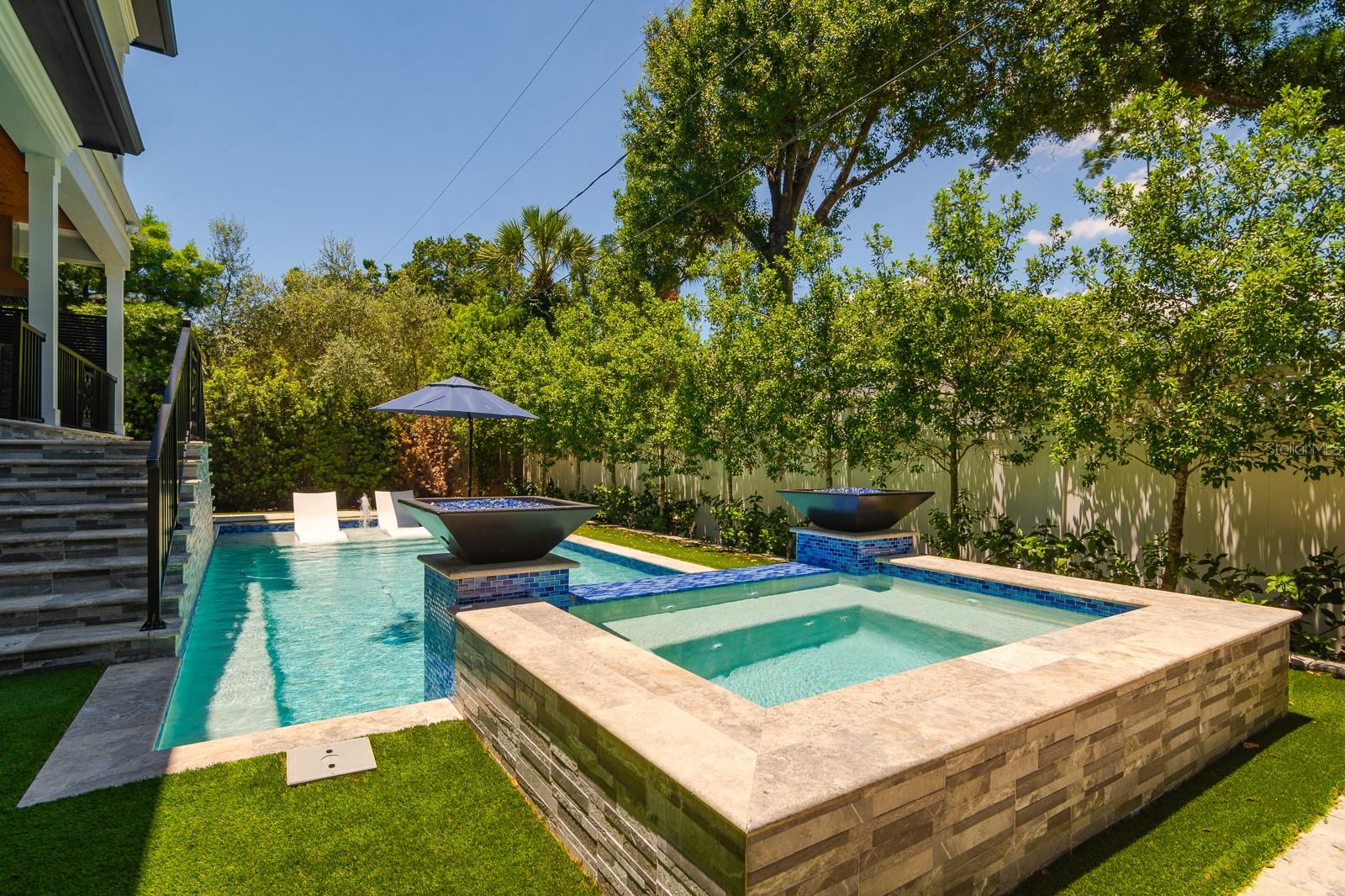 Pool Hot Tub