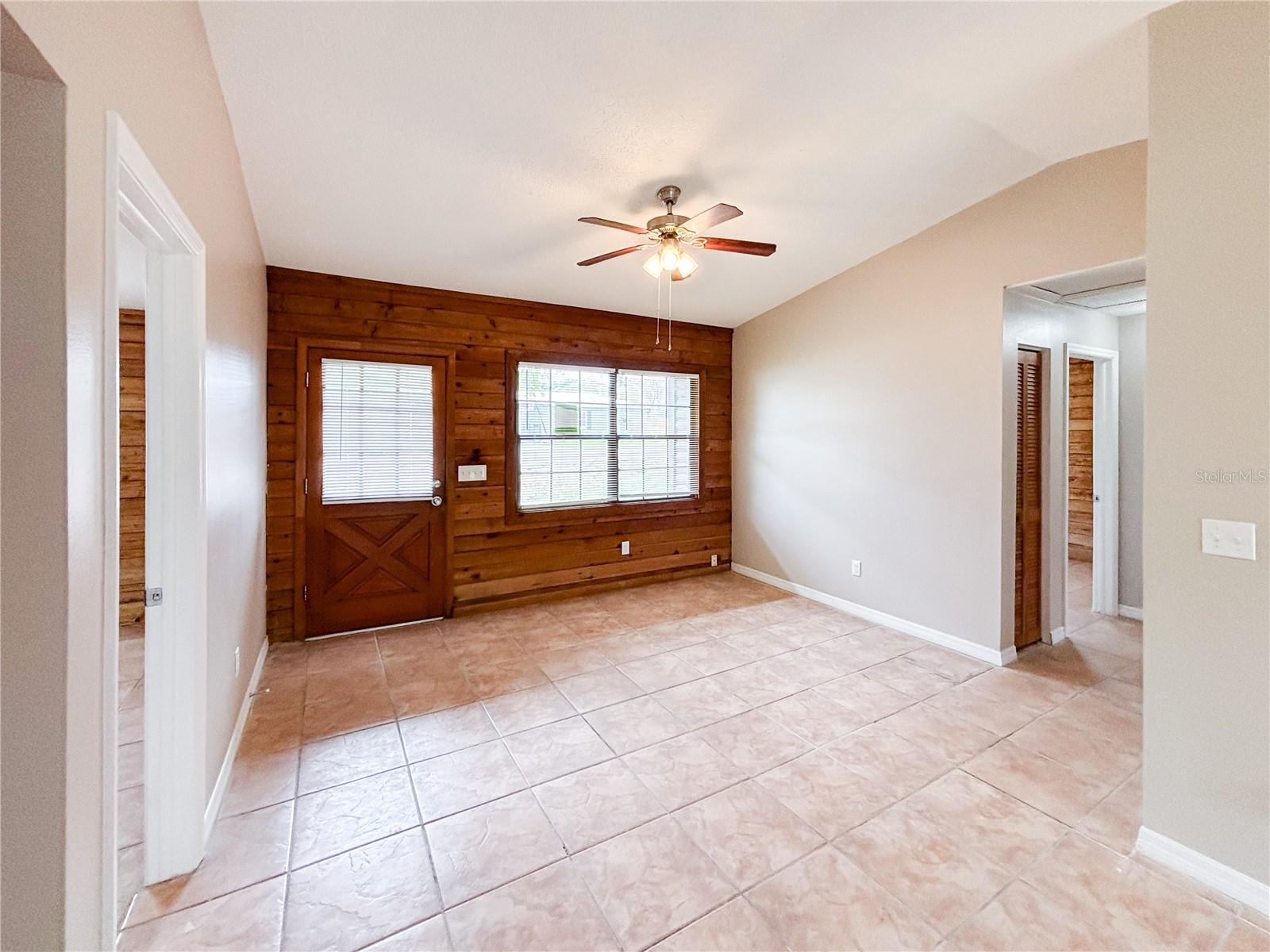 TB8508787