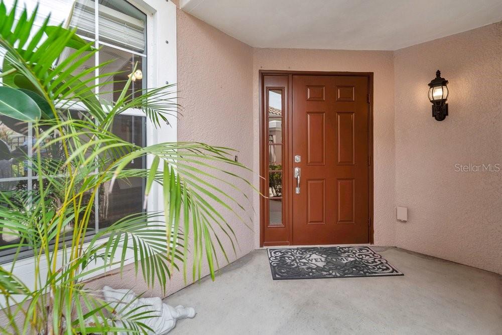 Private entrance, windows everywhere, you are going to love the natural light in this home, it's never dark!
