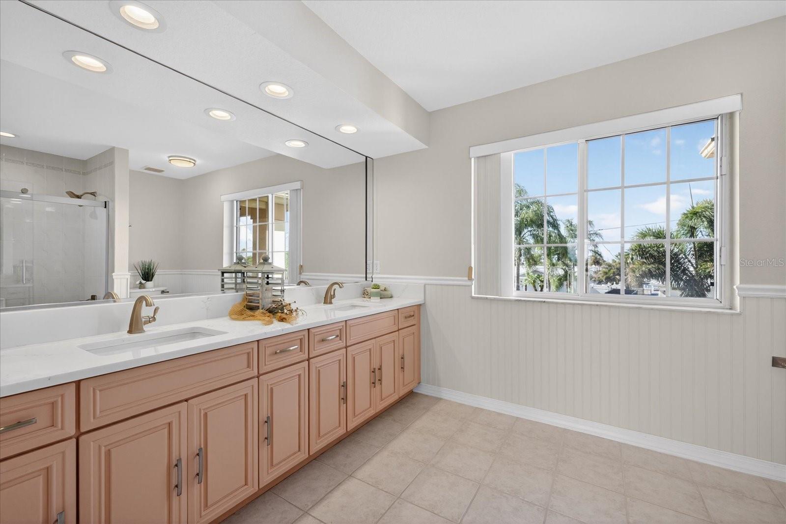 Bathroom of upstairs bedroom #2