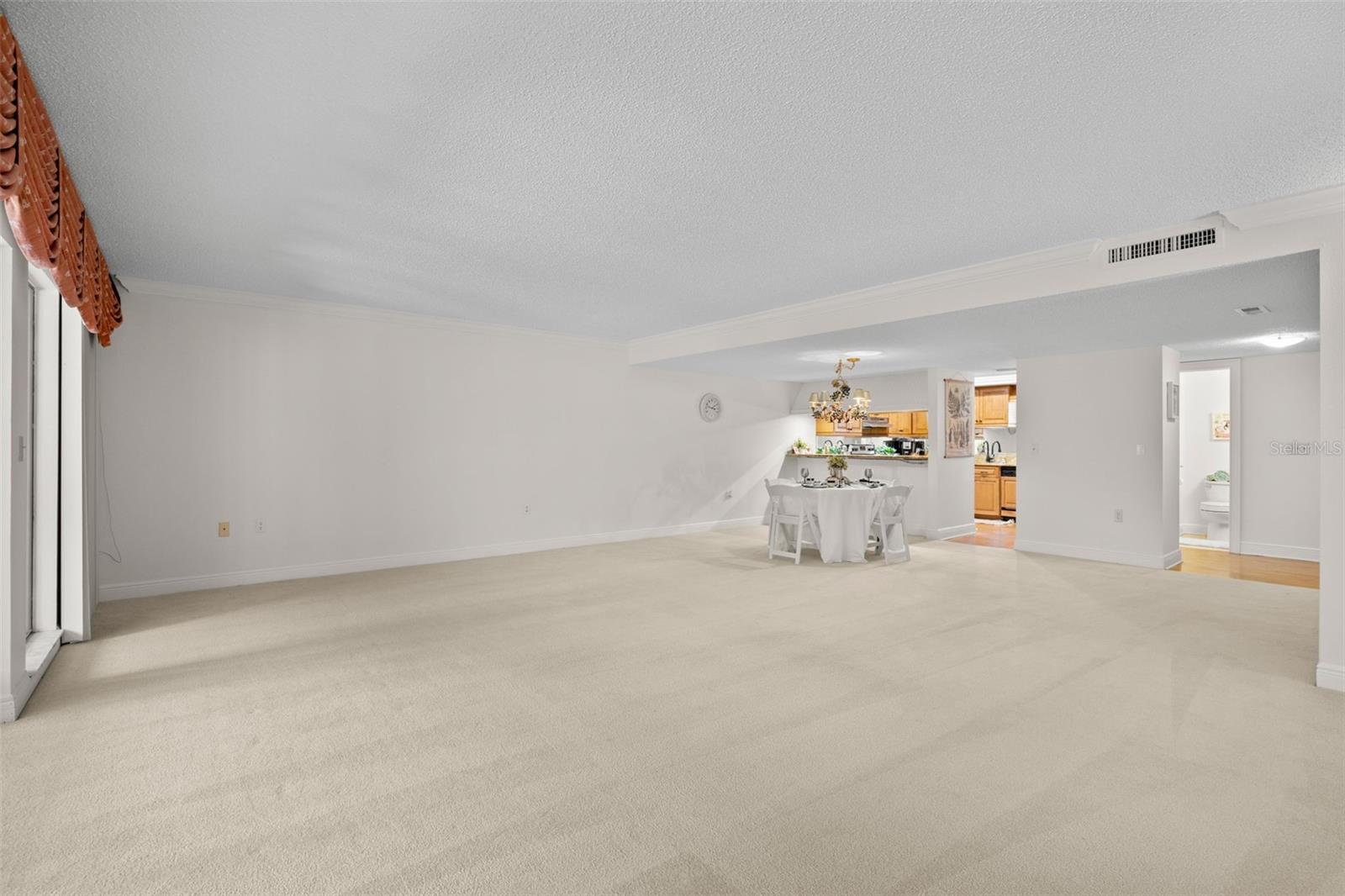 living room dining room