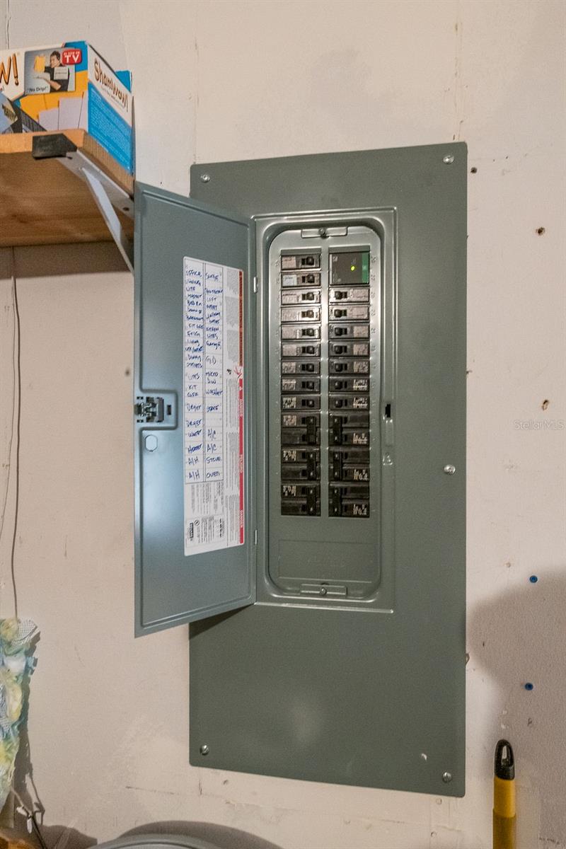 TB8508908