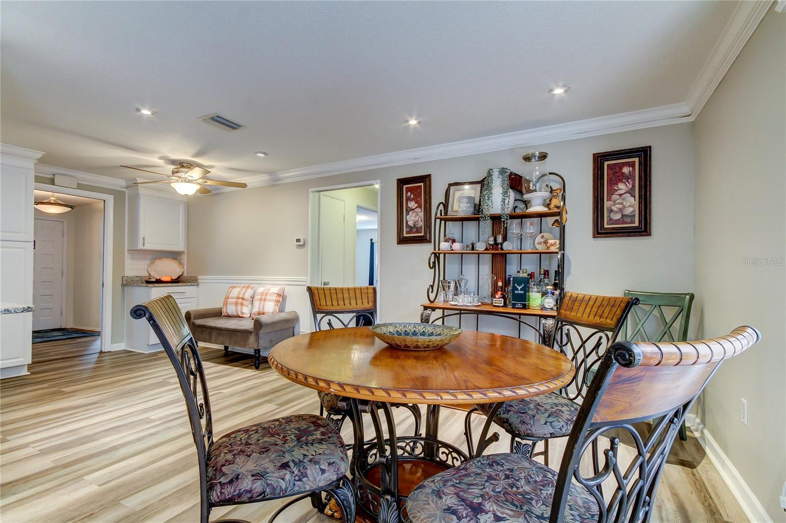 Photo prior to renting.