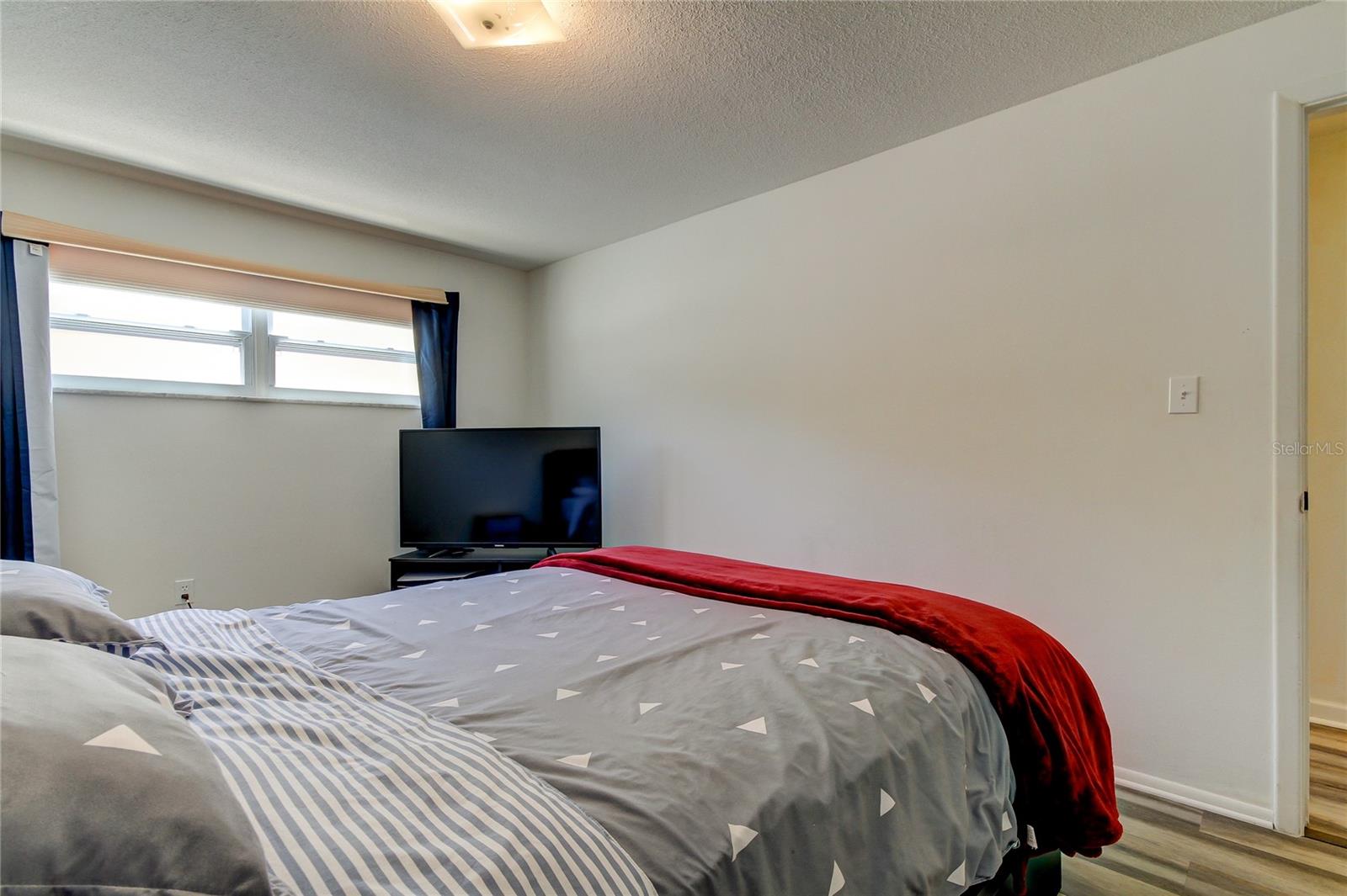 Photo prior to renting.