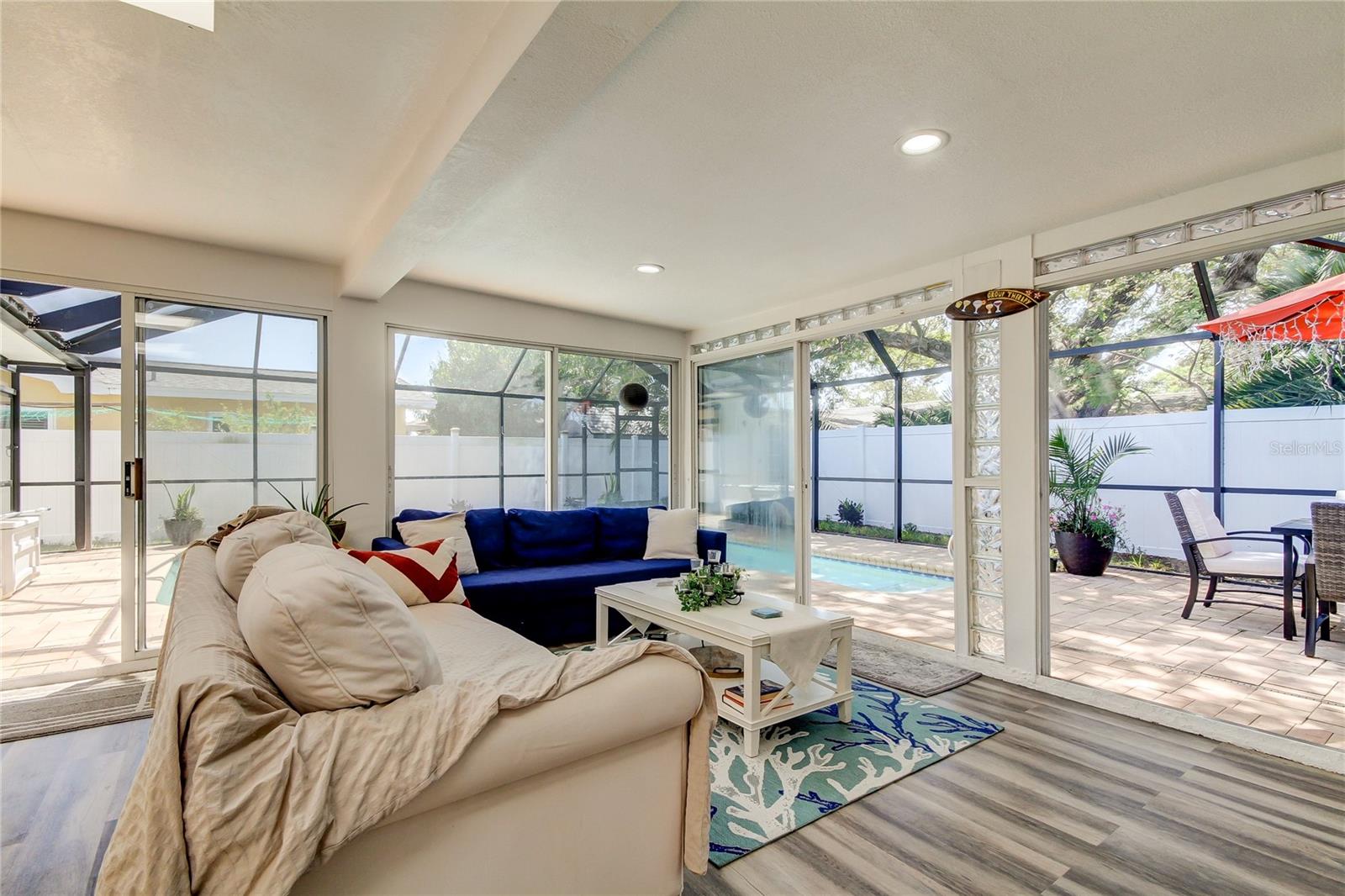 Photo prior to renting.