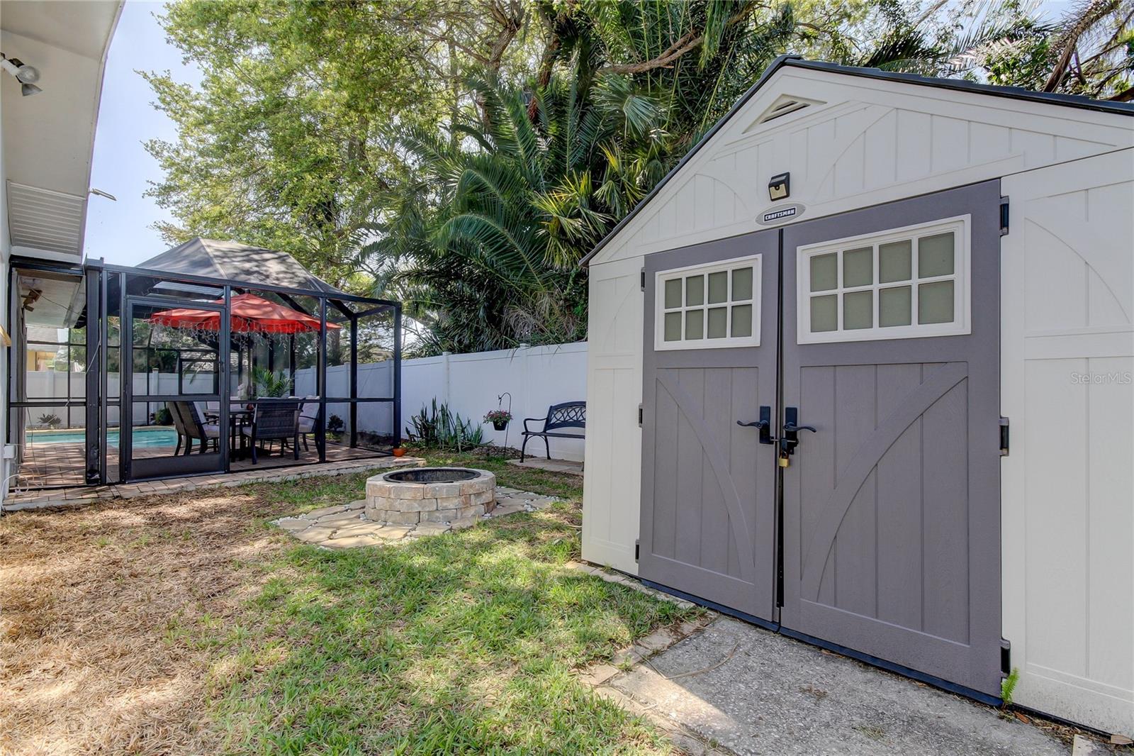 Photo prior to renting.