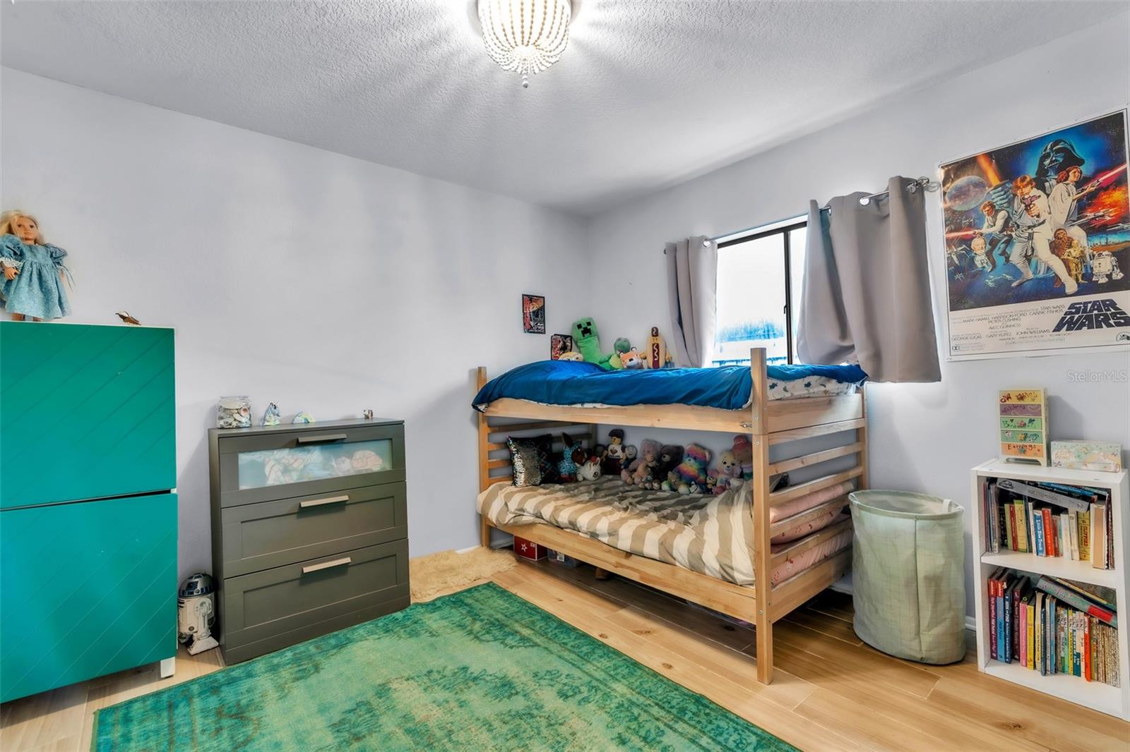 Guest bedroom