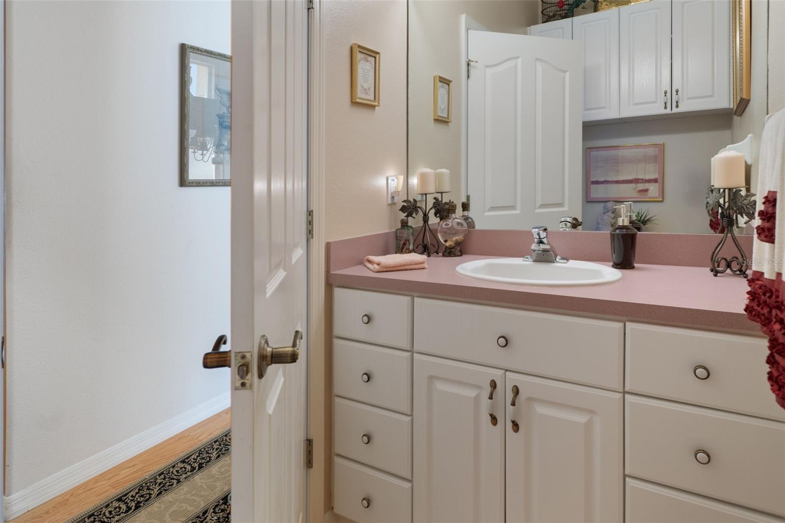 GUEST BATH