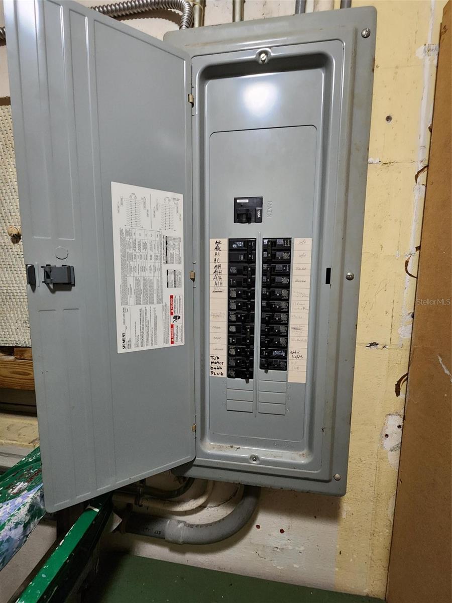 TB8509013