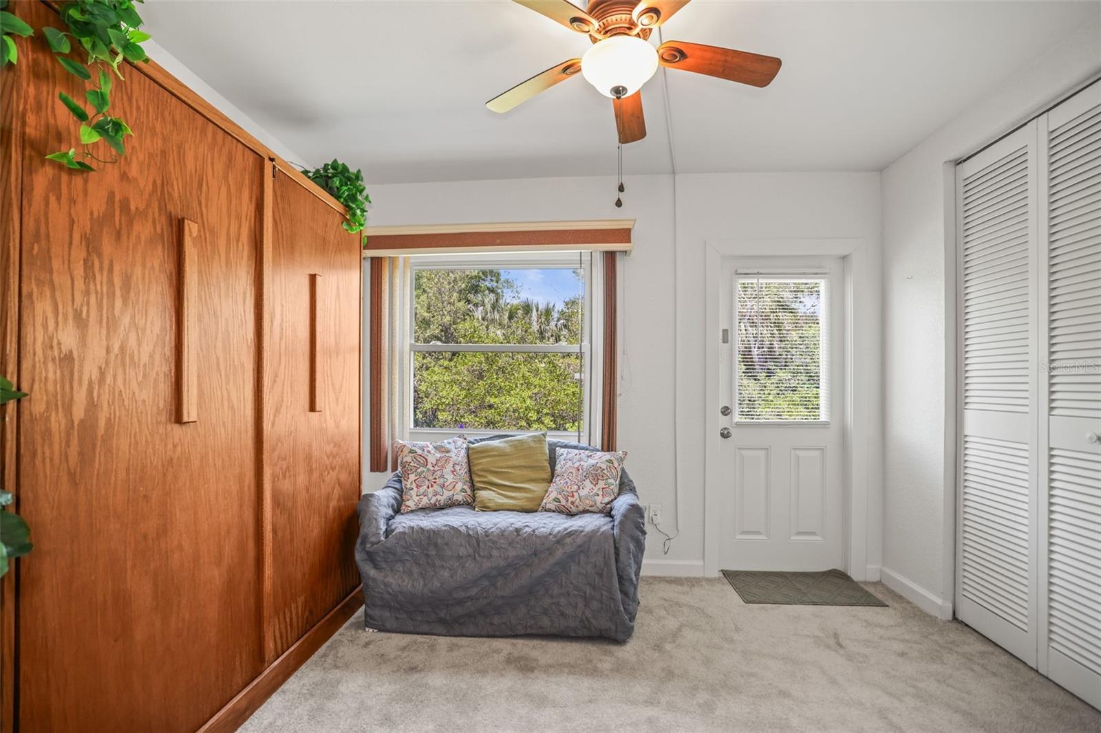 bonus room can be used as a home office? work out room? craft room?