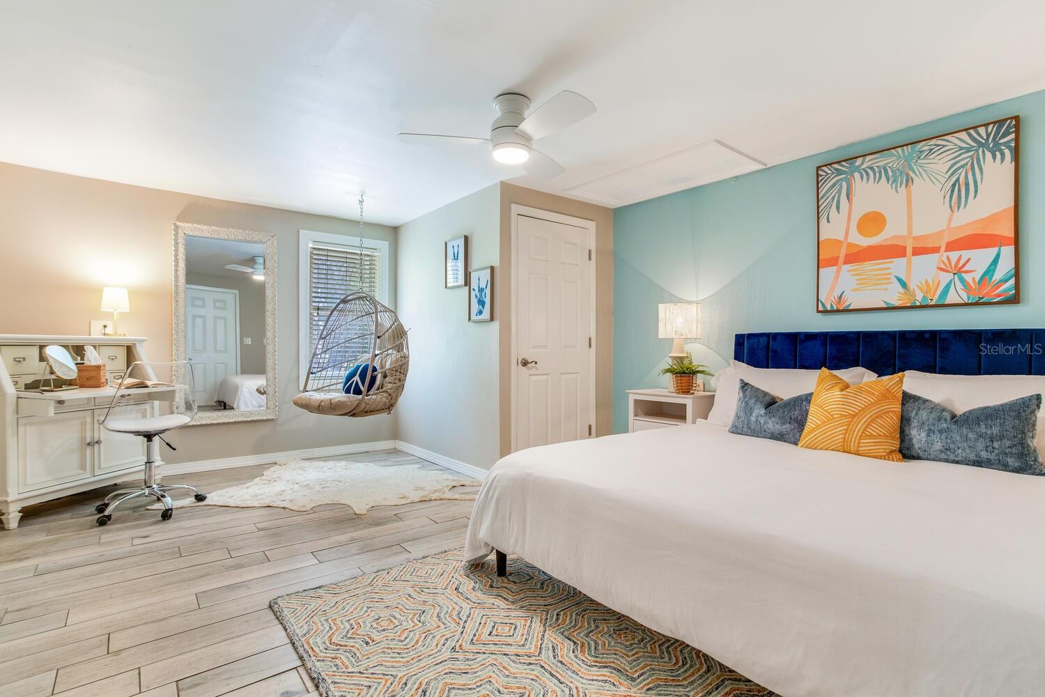 previous airbnb furnishing