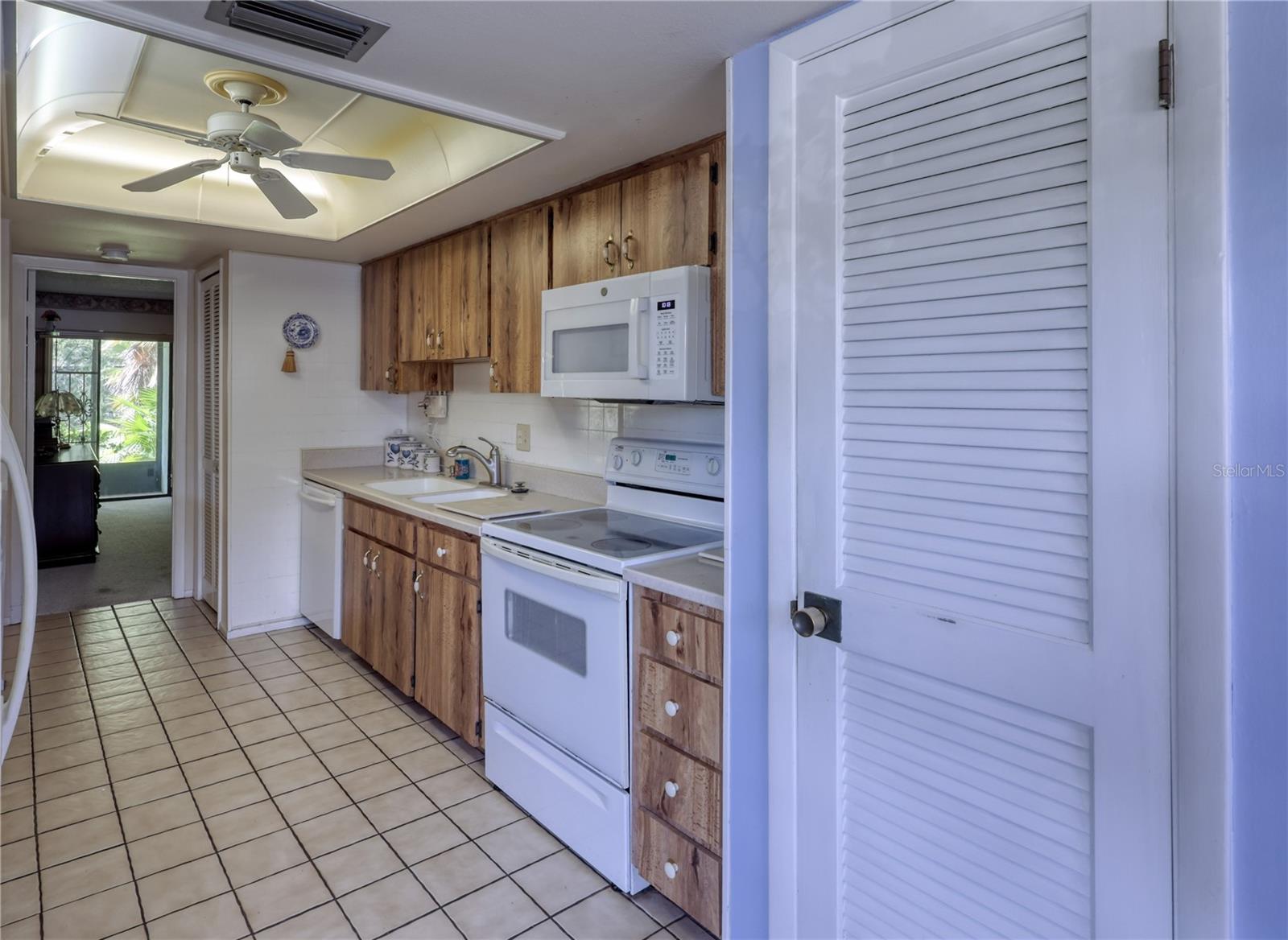 Closet Pantry