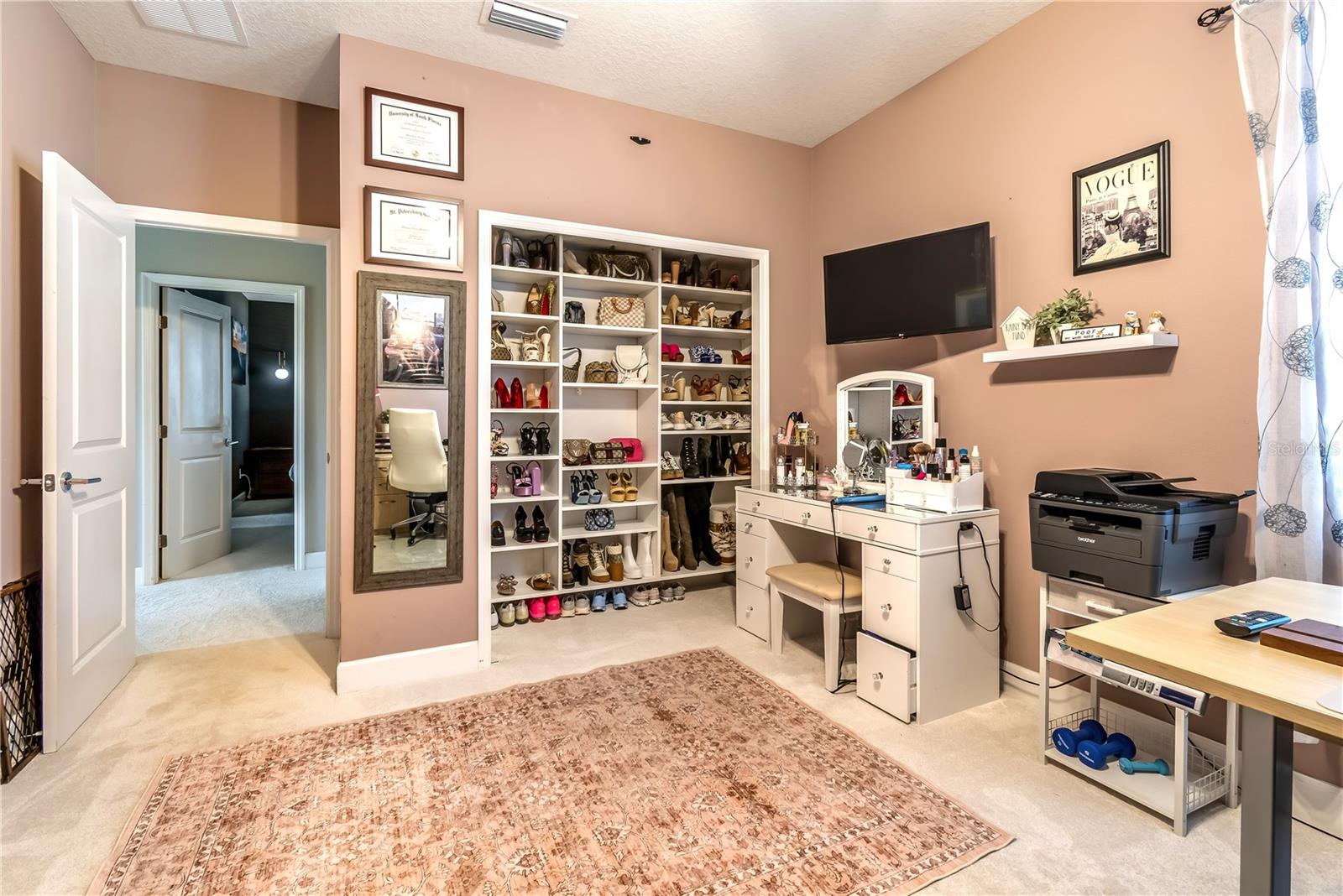 Custom California Closet