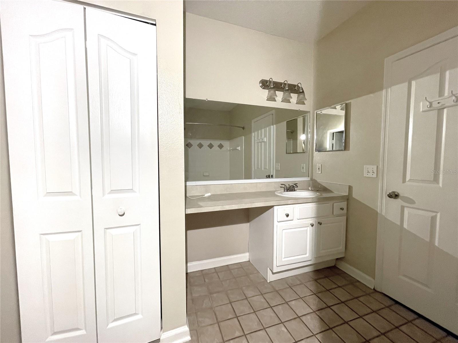 Primary Ensuite Bath