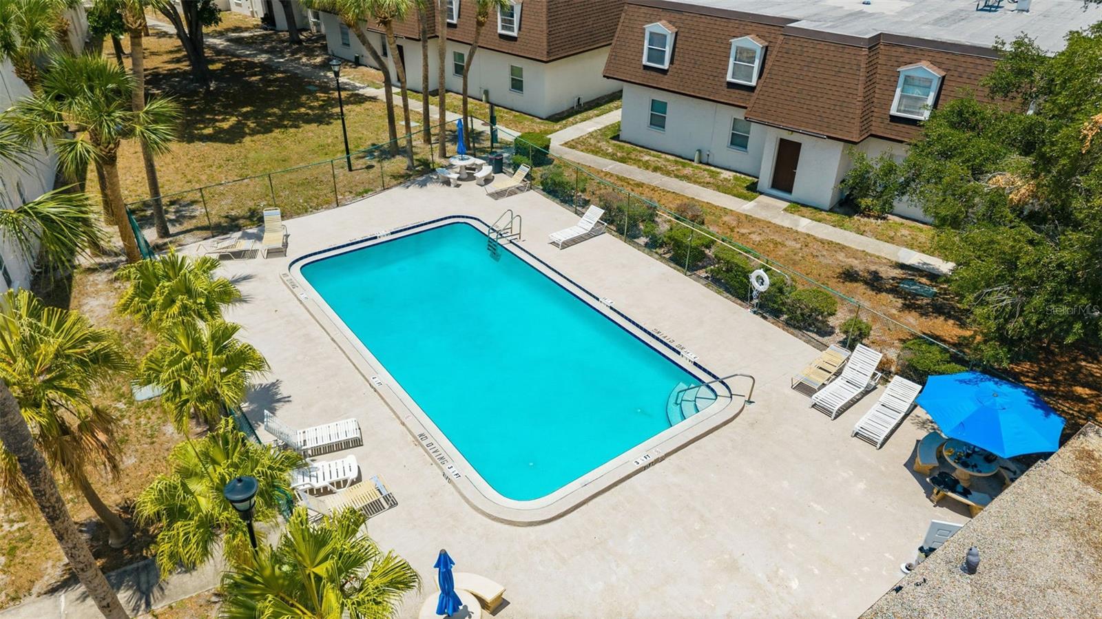 pool 1