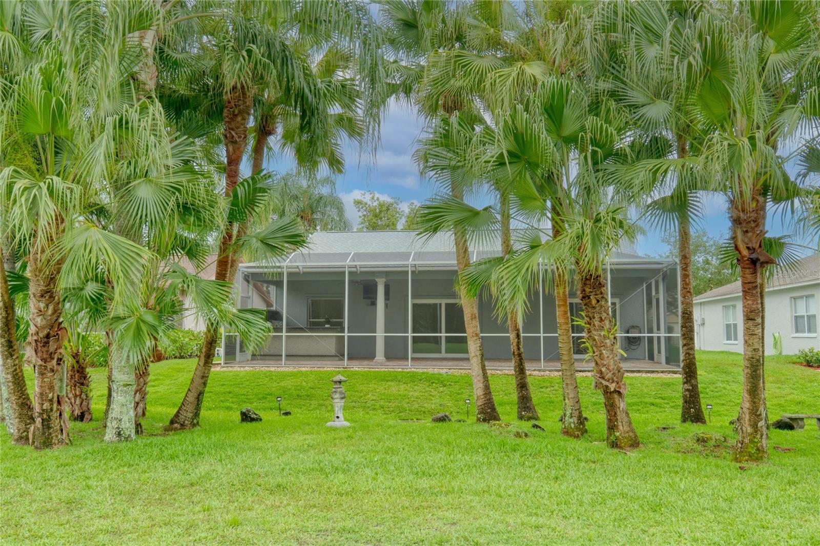 WOW! Look at that spacious backyard!