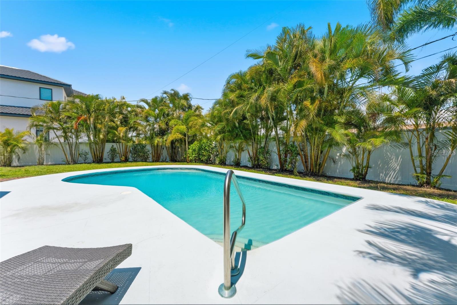 Gorgeous heated pool