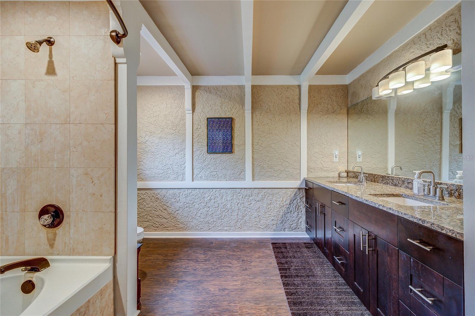 owners bathroom #2