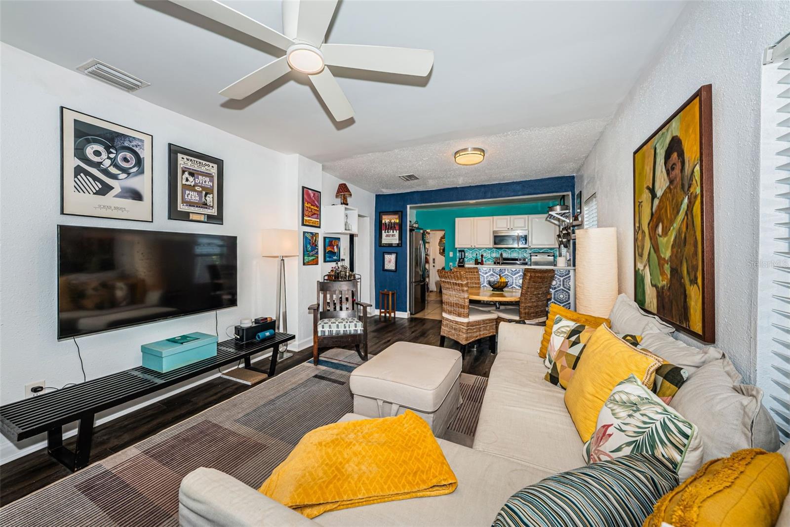 Open great room with living and dining room combo