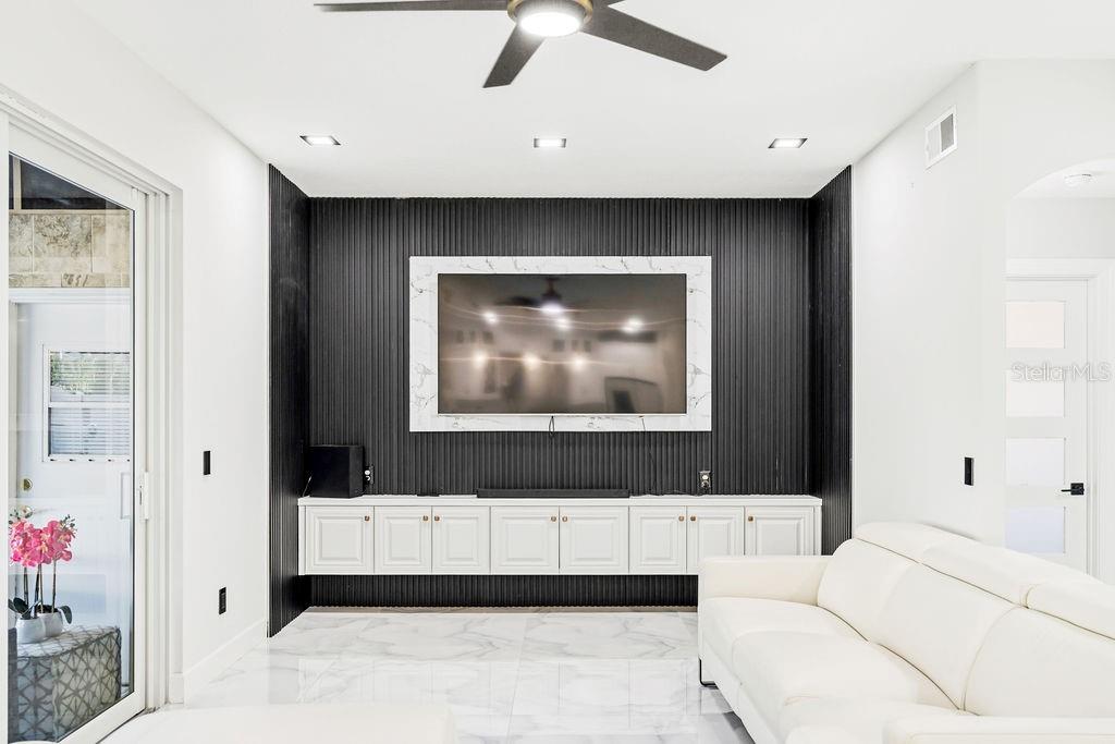 LIVING ROOM (1st Floor)
