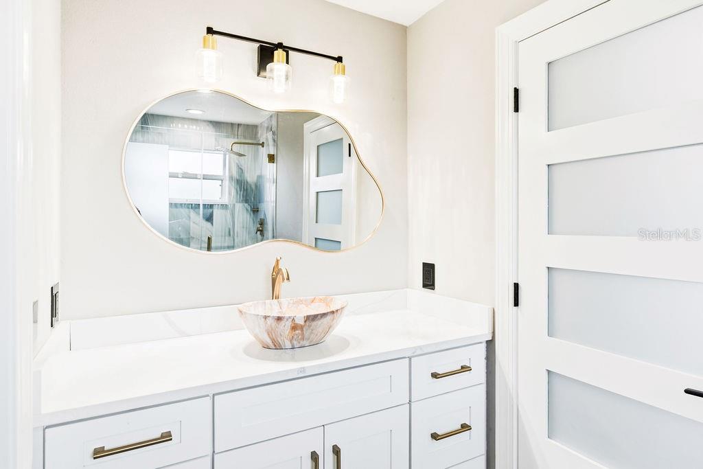 BATHROOM 2  (2nd Floor)