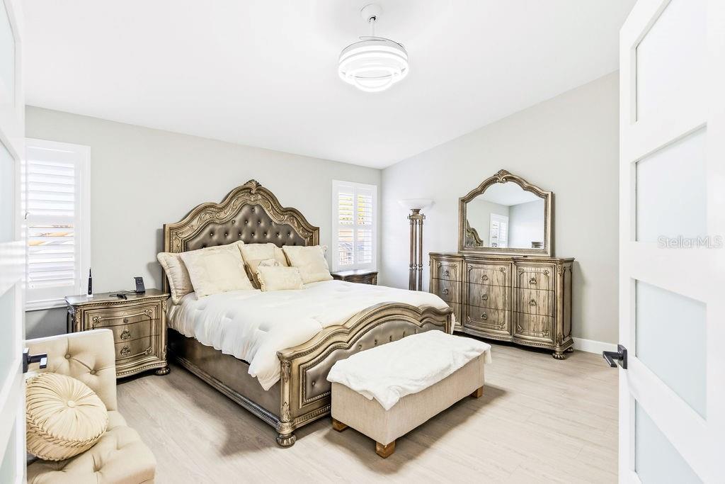 MASTER BEDROOM (2nd Floor)