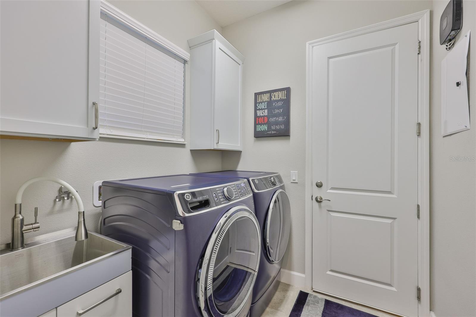 Laundry Move