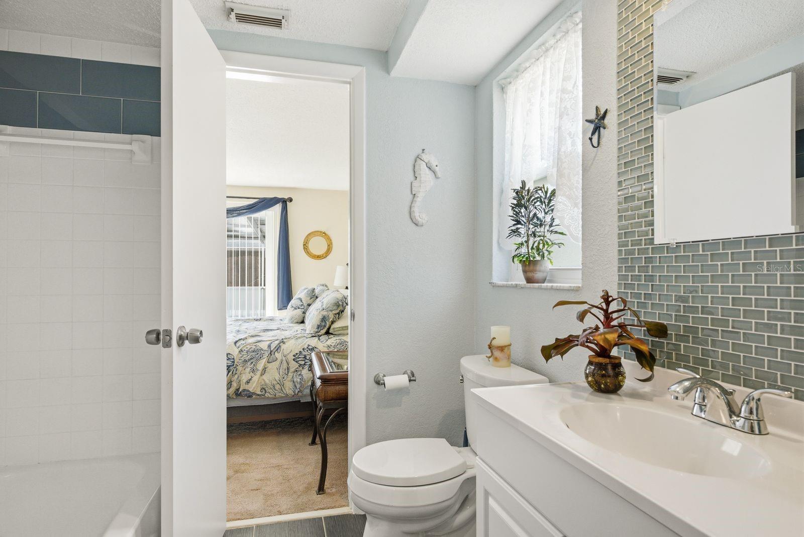 W7885823