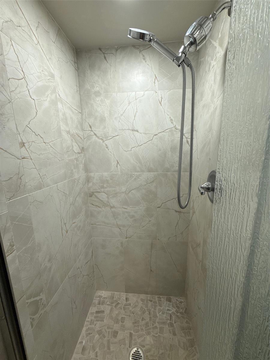 Primary shower