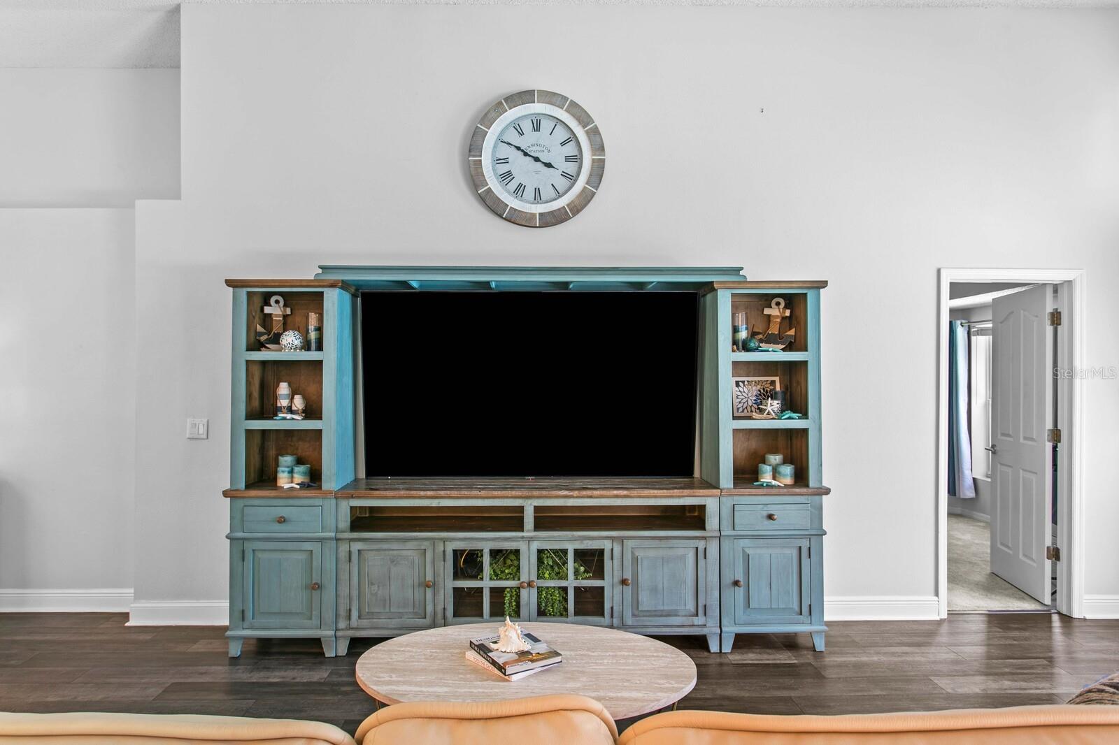 Plenty of room for a large entertainment center
