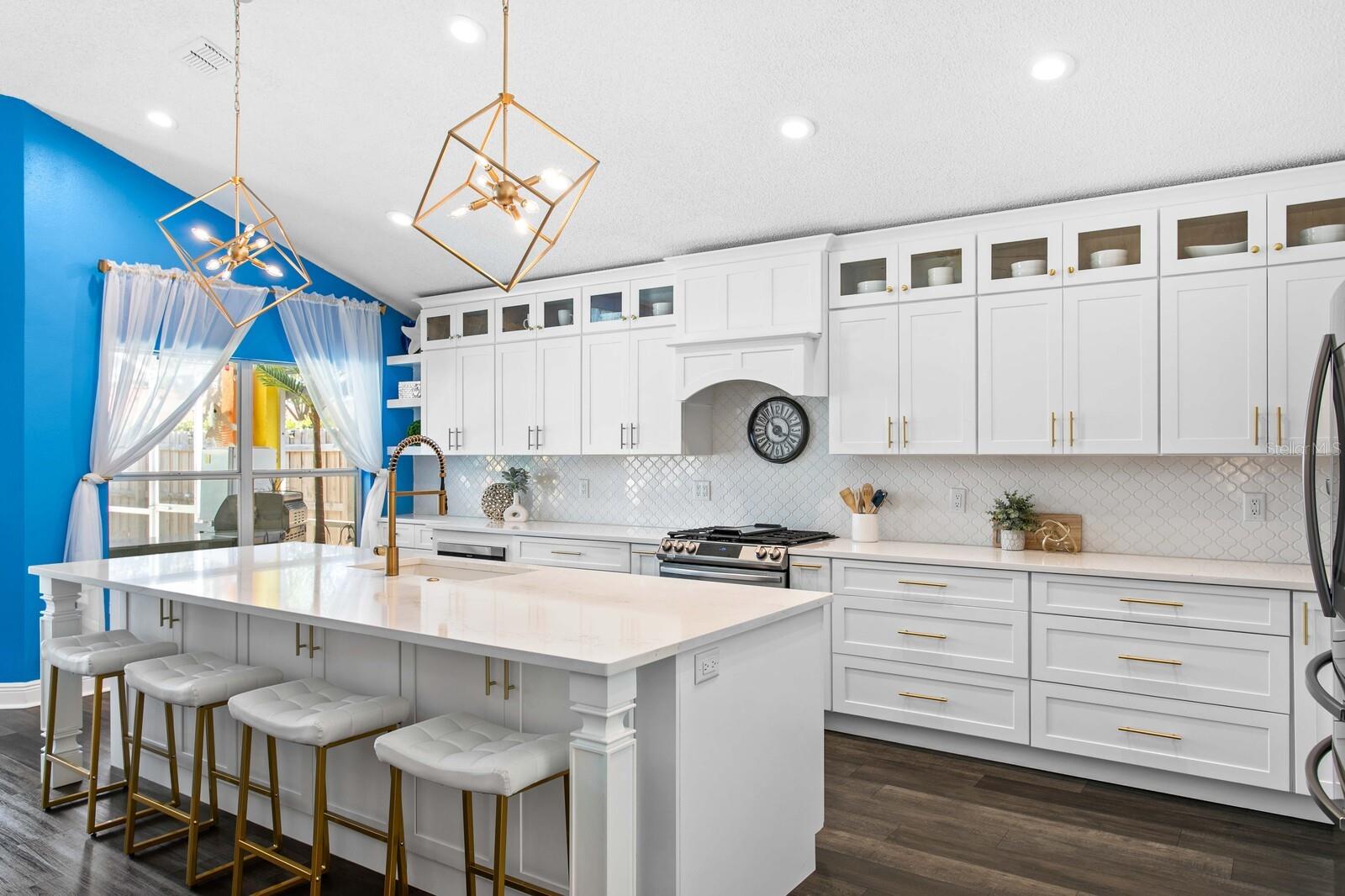 This kitchen design is typically found in homes more than twice this price point