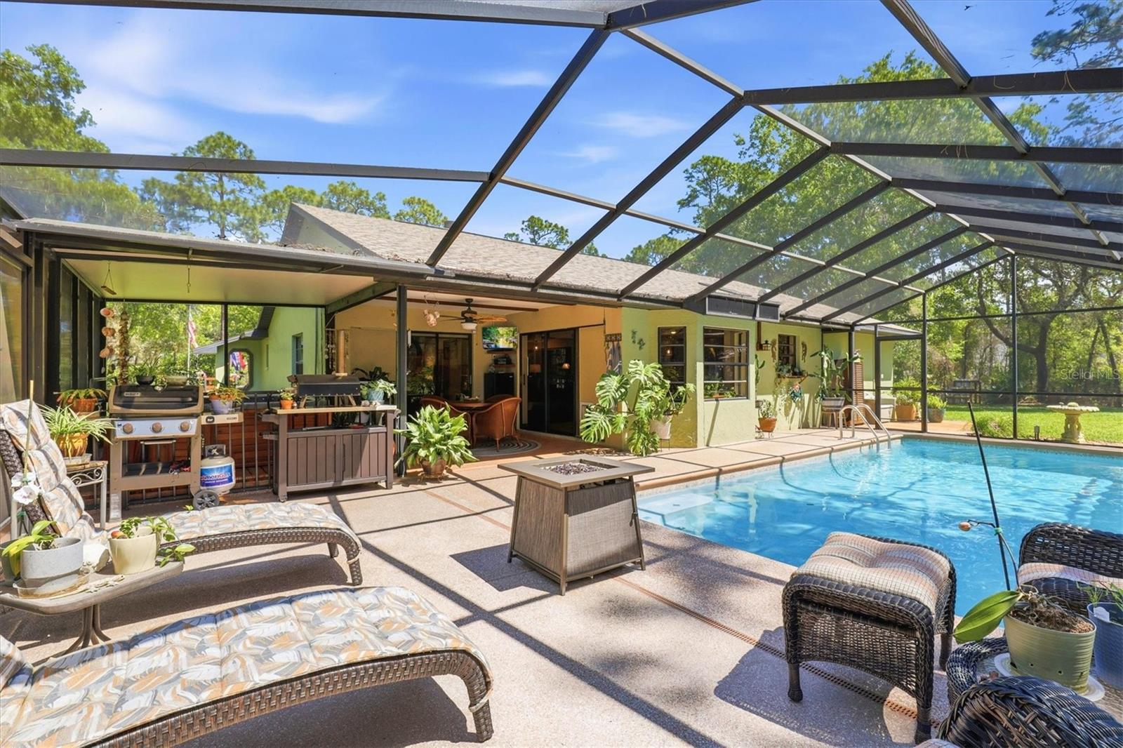 Extended Lanai for Entertaining