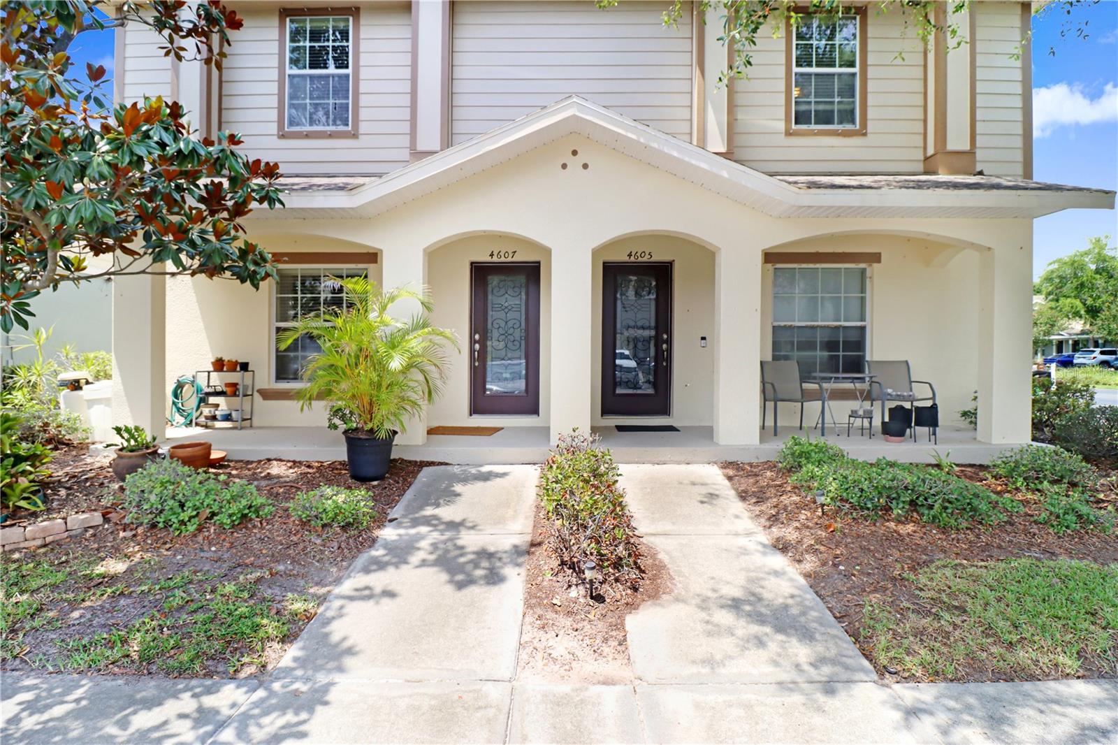 Front View of 4605 Somerset Hill