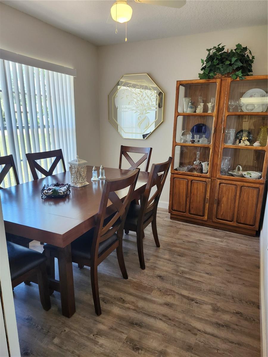 Dining room/ Possible 3rd Bedroom