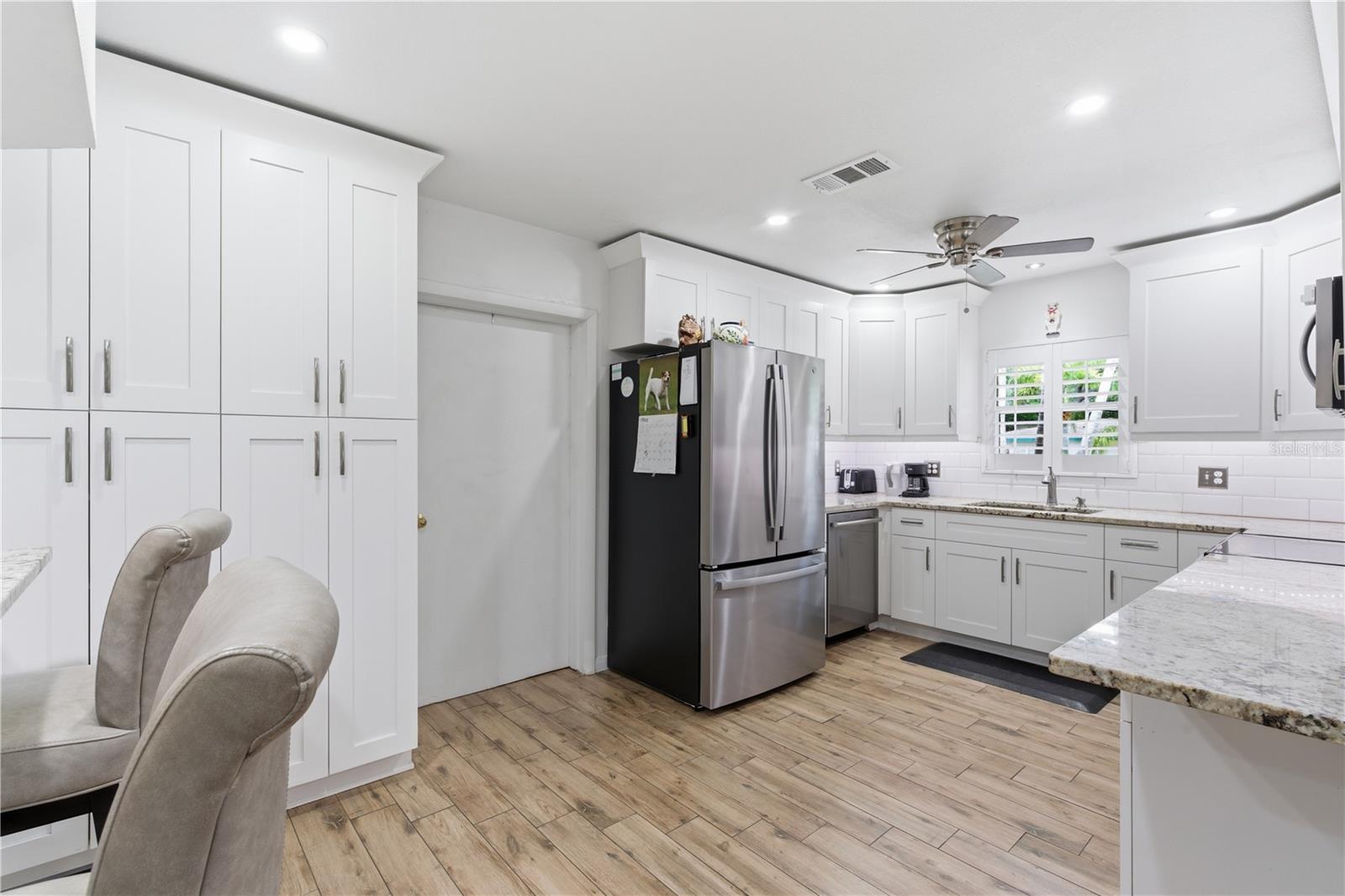 Open Kitchen